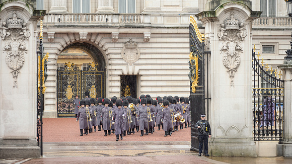 Changing of the Guard - Buckingham Palace - London